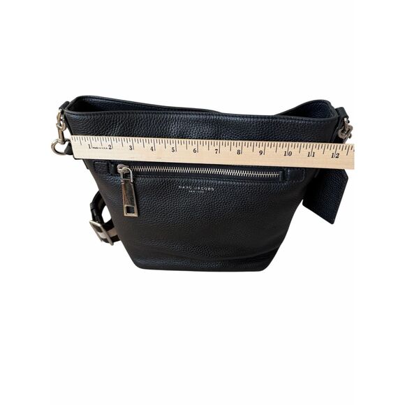 MARC JACOBS Gotham City Bucket Leather Bag Black - Picture 9 of 16